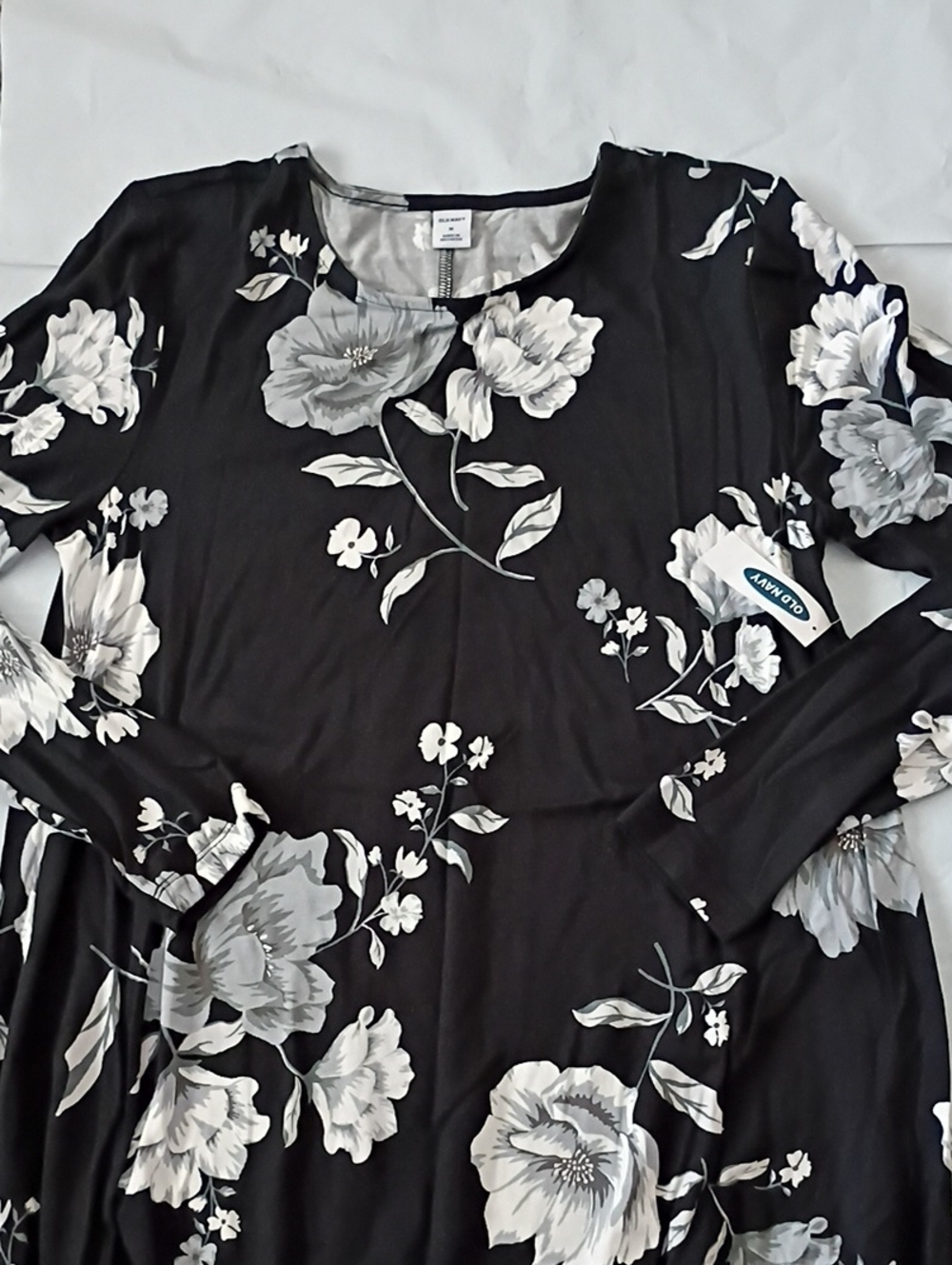 Old Navy Black Floral Midi Dress with Gray-White Blooms Size M NWT